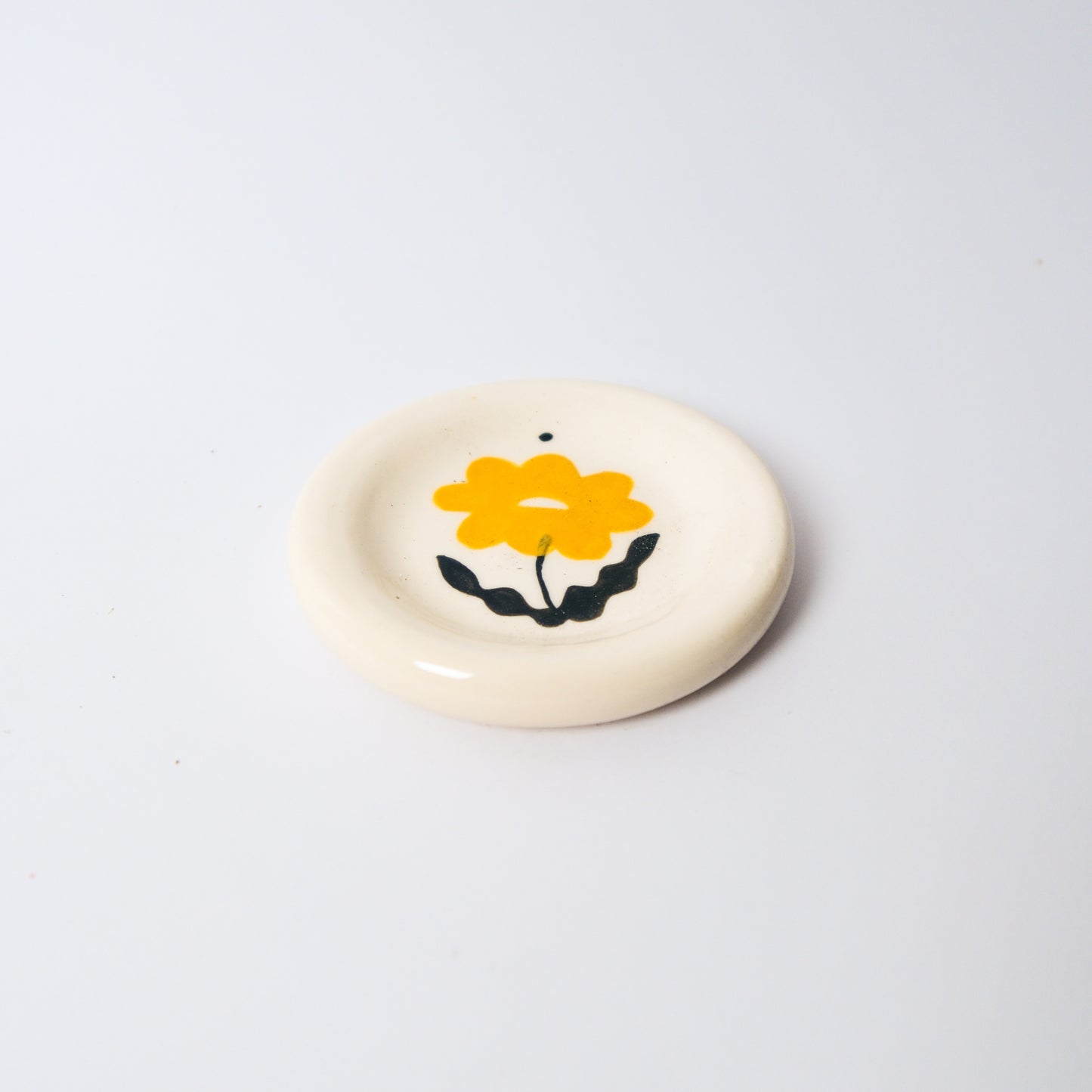 Starburst Medium Dish in Wattle by Objects by Phoebe — view 3