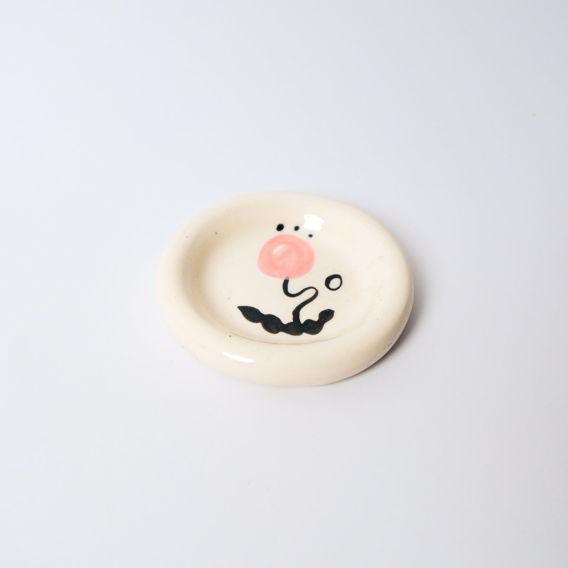 Dewdrop Medium Dish in Pink by Objects by Phoebe — view 3