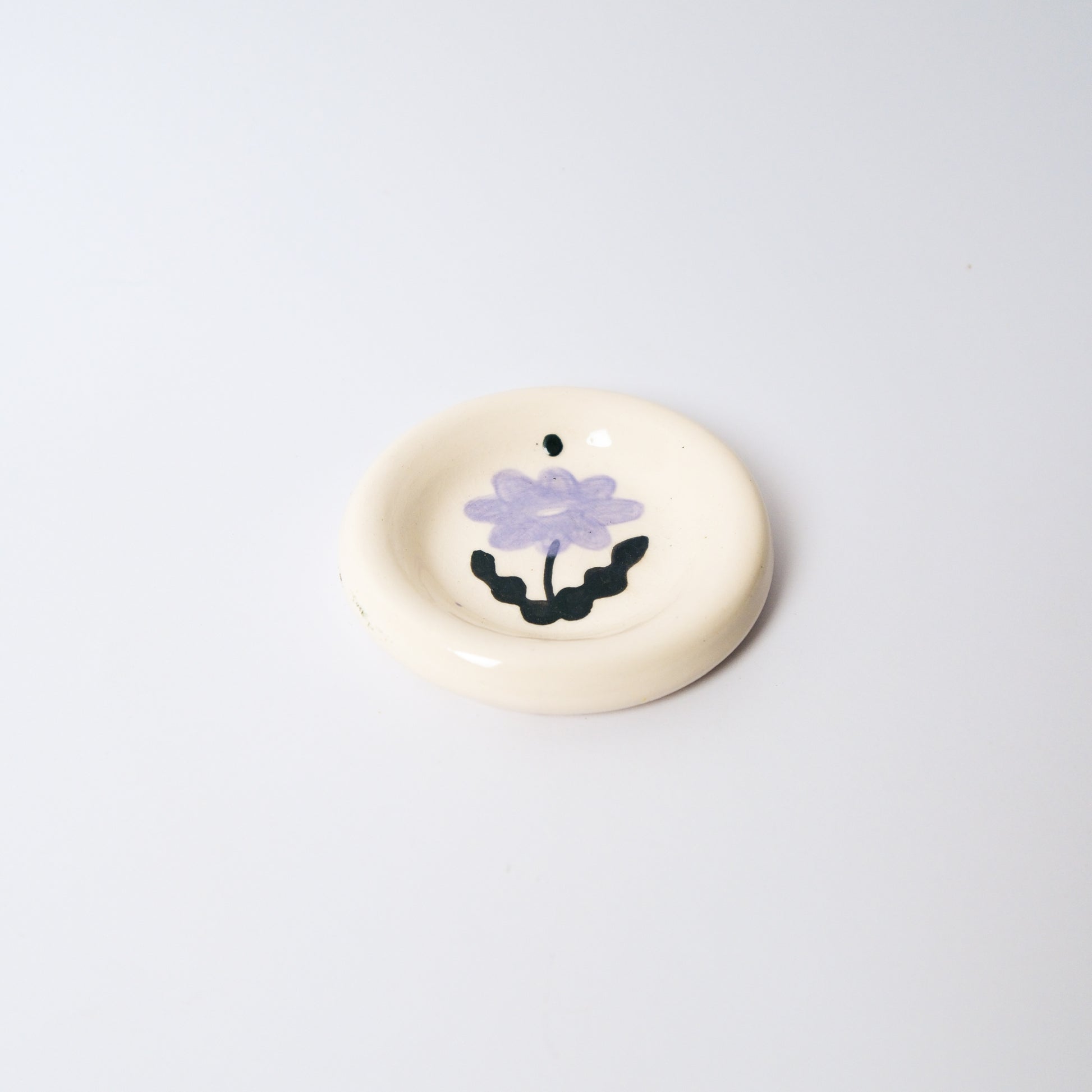 Starburst Medium Dish in Purple by Objects by Phoebe — view 3