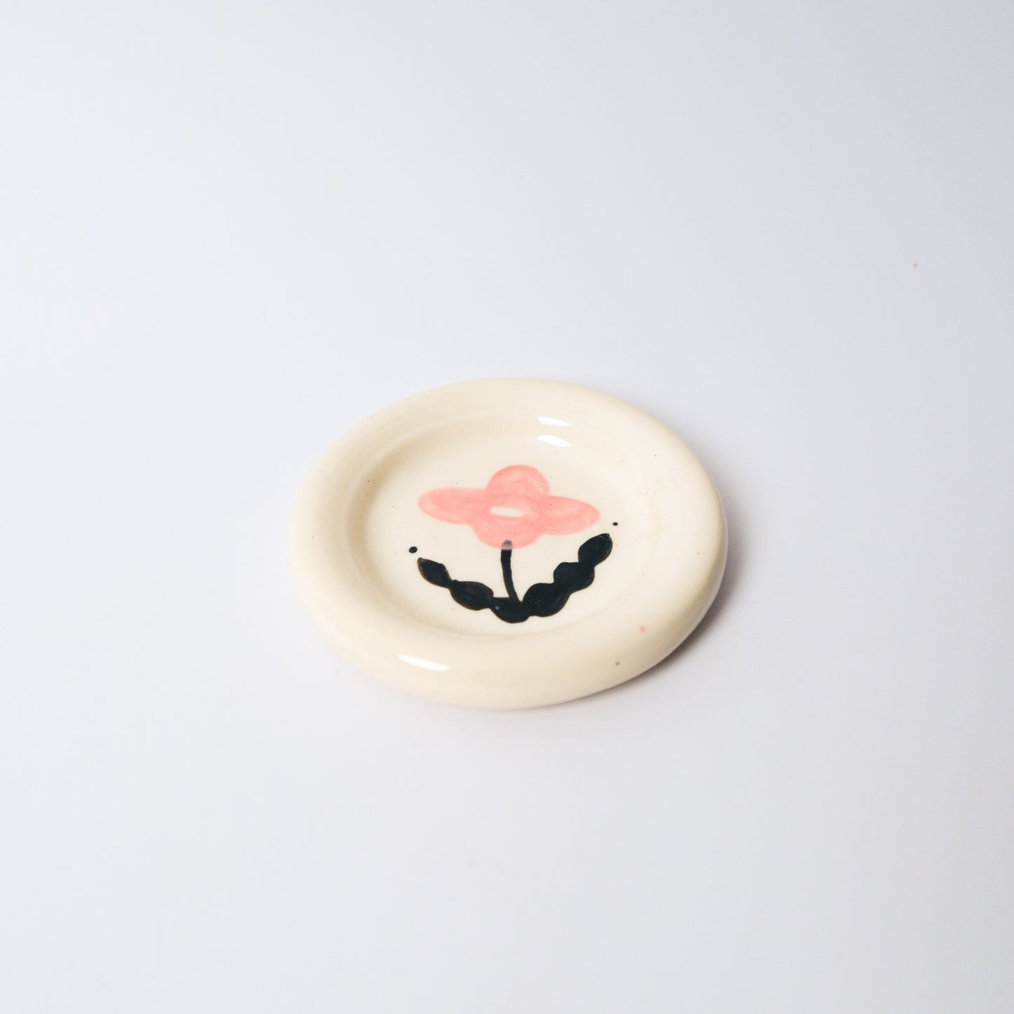 Sunbeam Medium Dish in Pink by Objects by Phoebe — view 3
