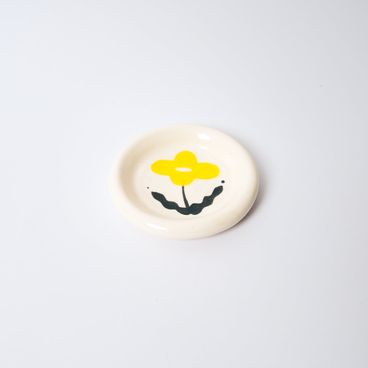 Sunbeam Medium Dish in Yellow by Objects by Phoebe — view 2