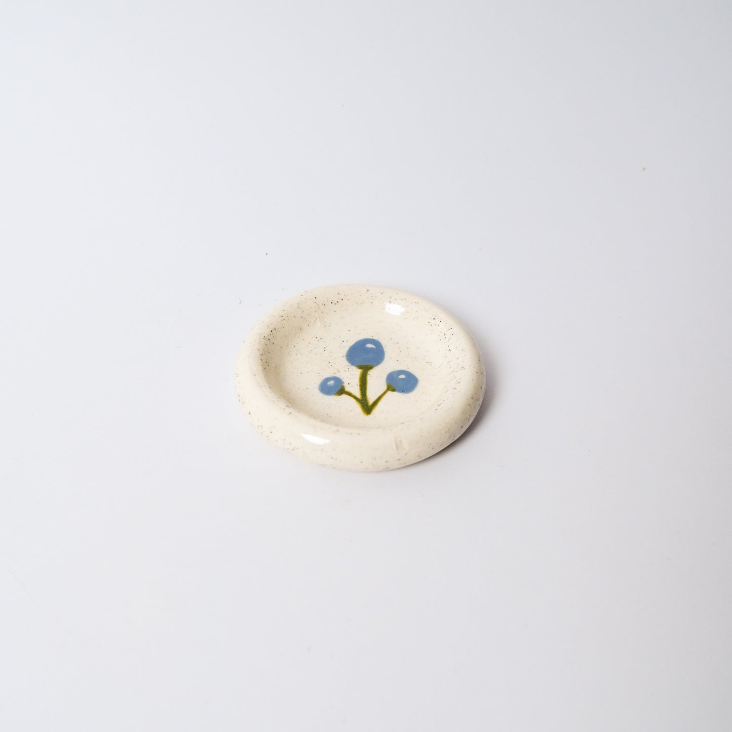 Bud Small Dish in Grey by Objects by Phoebe — view 3
