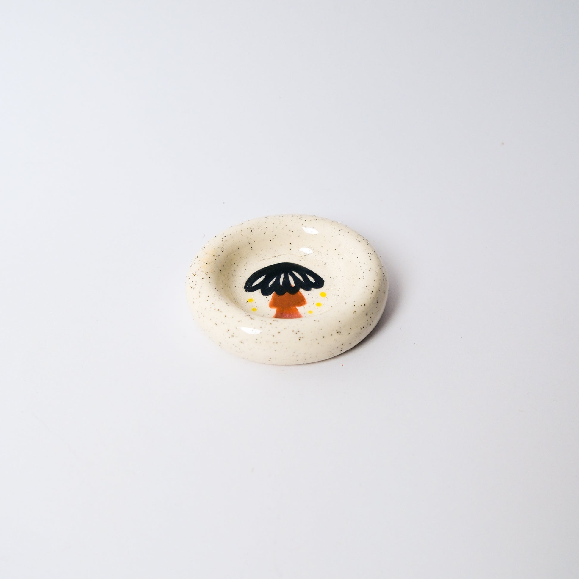 Mushroom Small Dish in Green by Objects by Phoebe — view 3